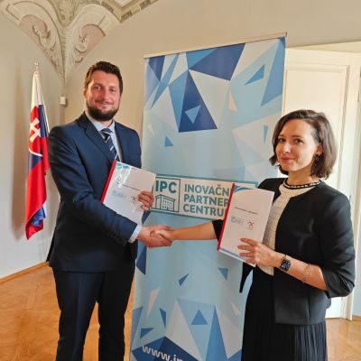 Prepájanie podnikateľov a inovátorov s tretím sektorom má viesť k zvýšeniu záujmu o svoju komunitu, okolie a občiansku angažovanosť